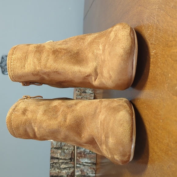 LAST CHANCE-Faux Suede Heeled Booties, size 10 - Picture 6 of 14
